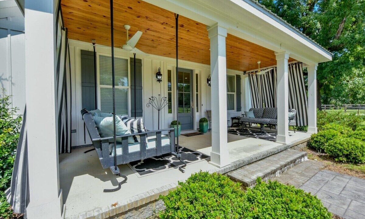 Photo of Patio Balcony in Tuscaloosa