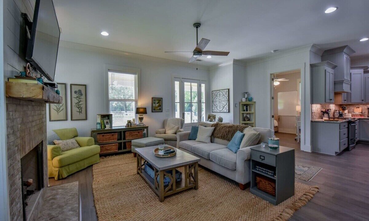 Photo of Livingroom in Tuscaloosa