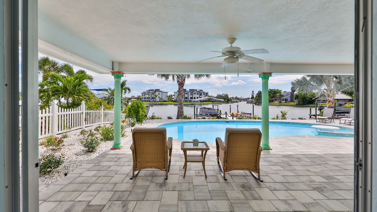 Photo of Outdoor in Apollo Beach