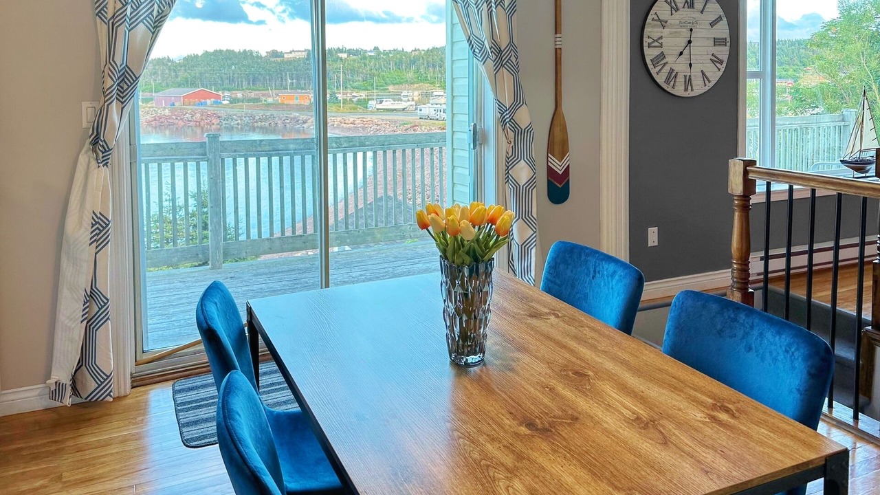 Photo of Livingroom in Norman's Cove-Long Cove