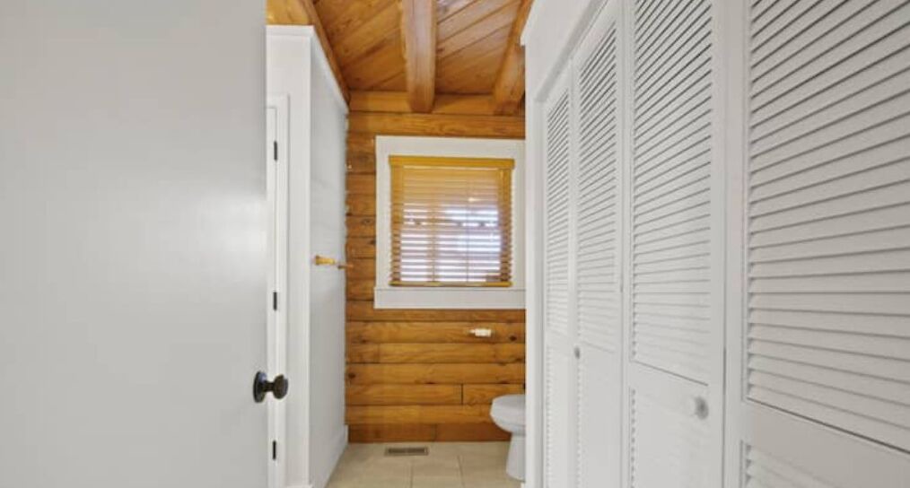 Photo of Bathroom in Prosperity Church Road