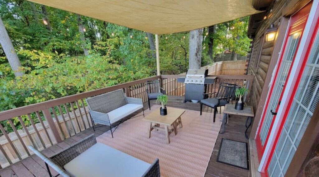 Photo of Patio Balcony in Prosperity Church Road