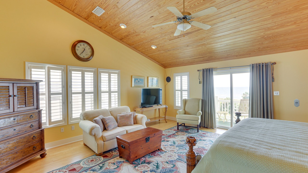 Photo of Bedroom in Alligator Point