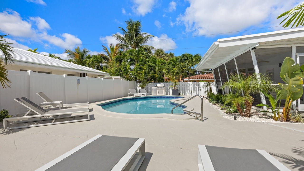 Photo of Outdoor in Dolphin Isles