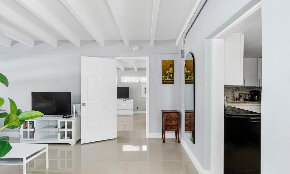 Photo of Livingroom in Dolphin Isles