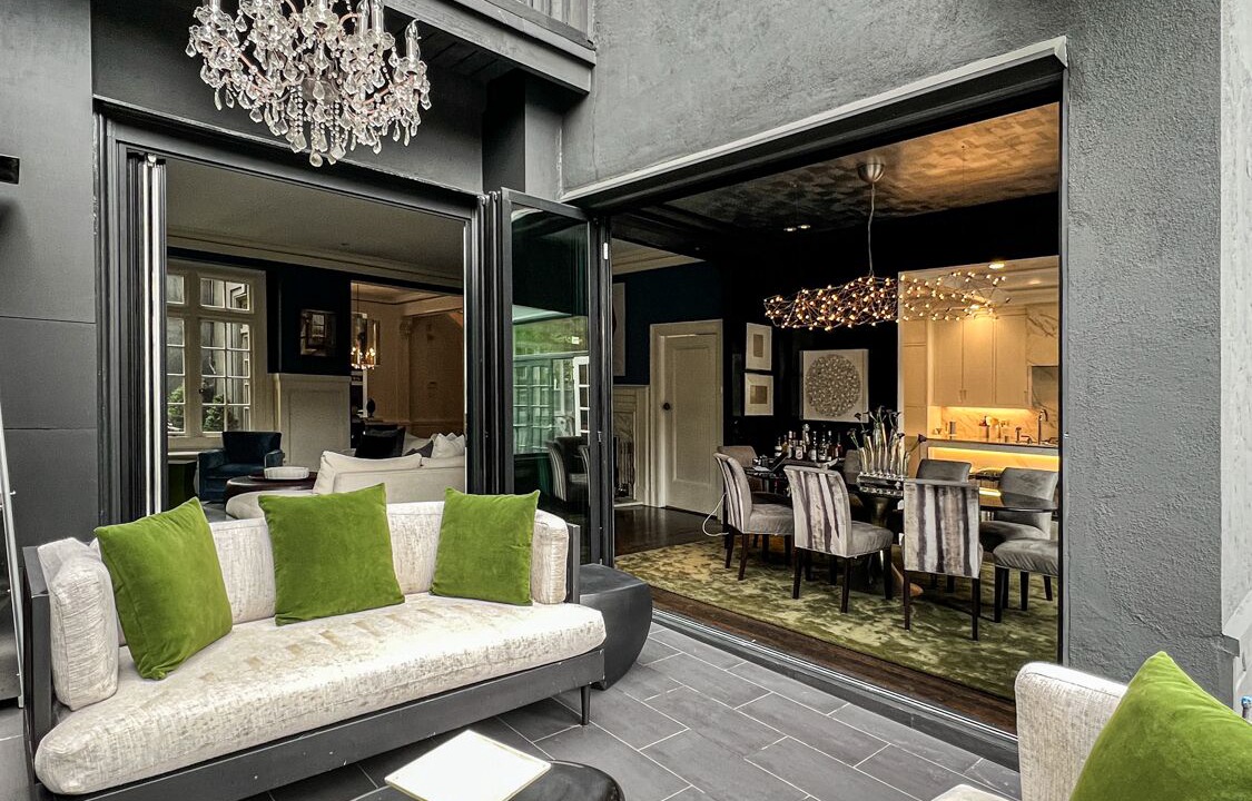 Photo of Livingroom in Pacific Heights