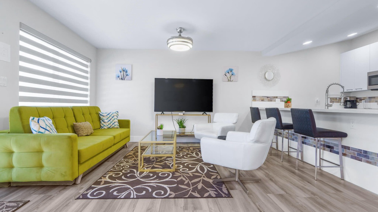 Photo of Livingroom in Coral Ridge
