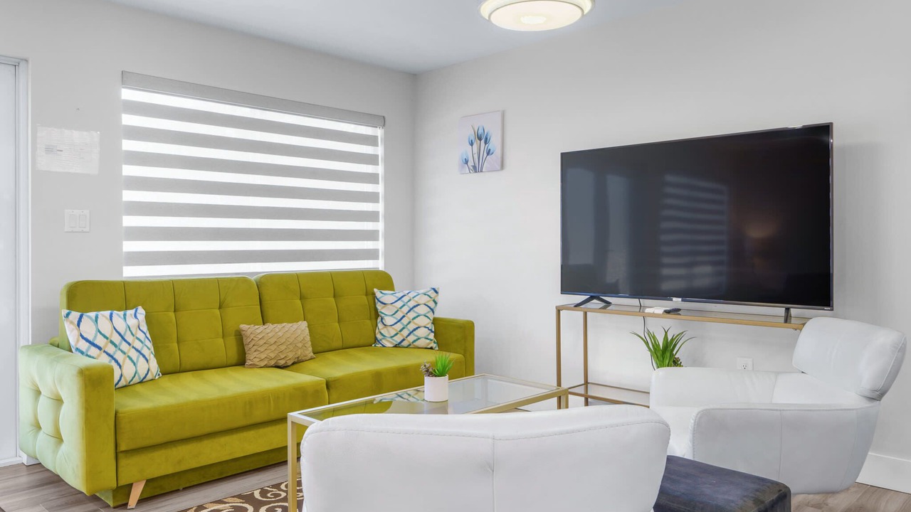Photo of Livingroom in Coral Ridge