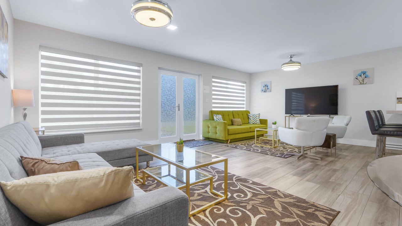 Photo of Livingroom in Coral Ridge