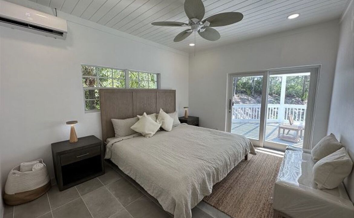 Photo of Bedroom in Winding Bay