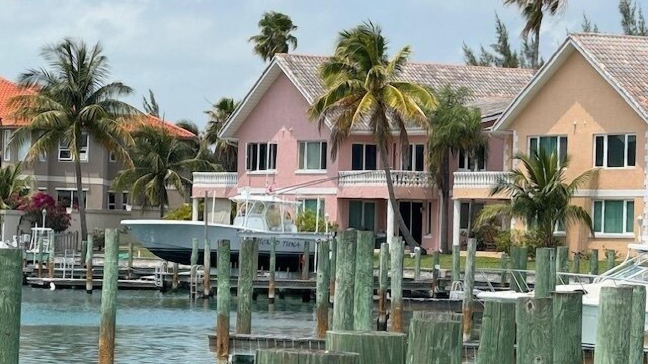 Photo of Others in Bahamas Terrace