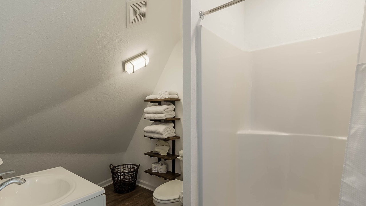 Photo of Bathroom in Tuscaloosa