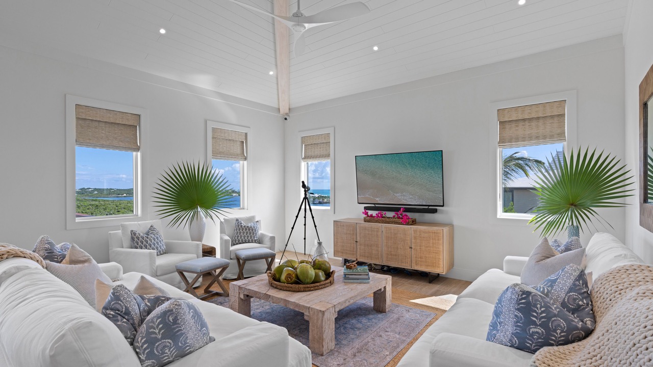 Photo of Livingroom in Hope Town