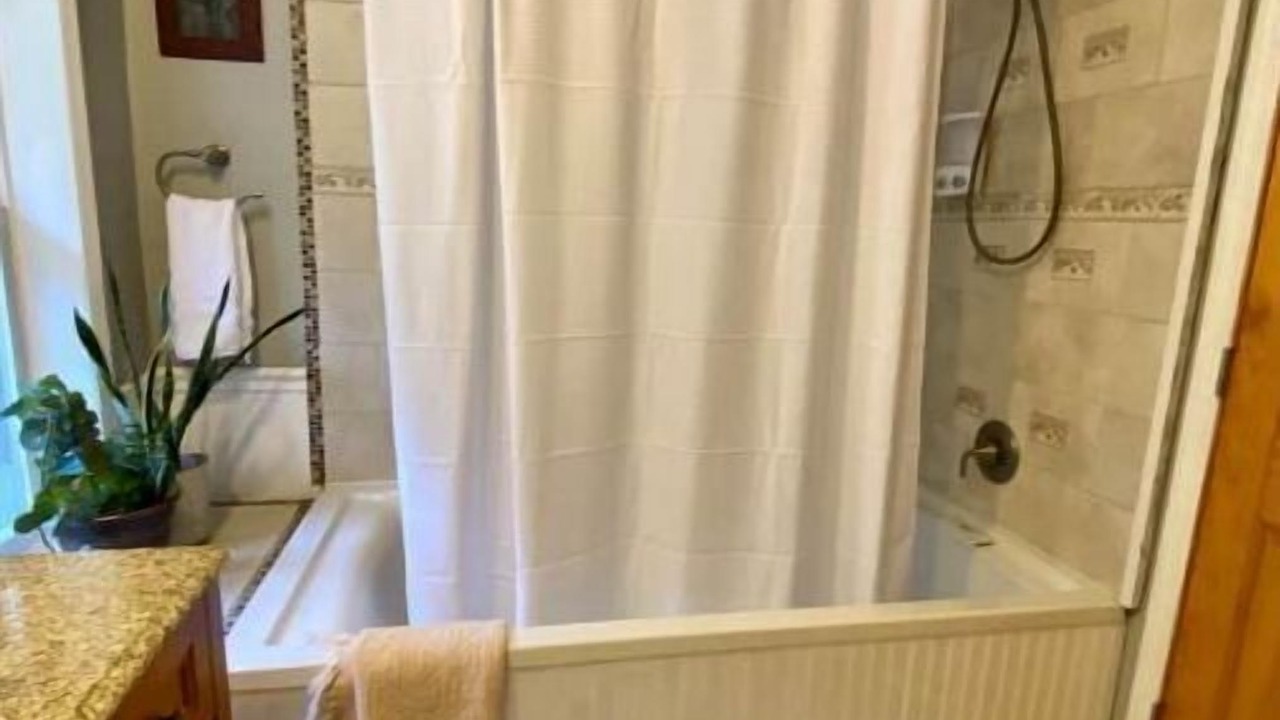 Photo of Bathroom in Wurtsboro