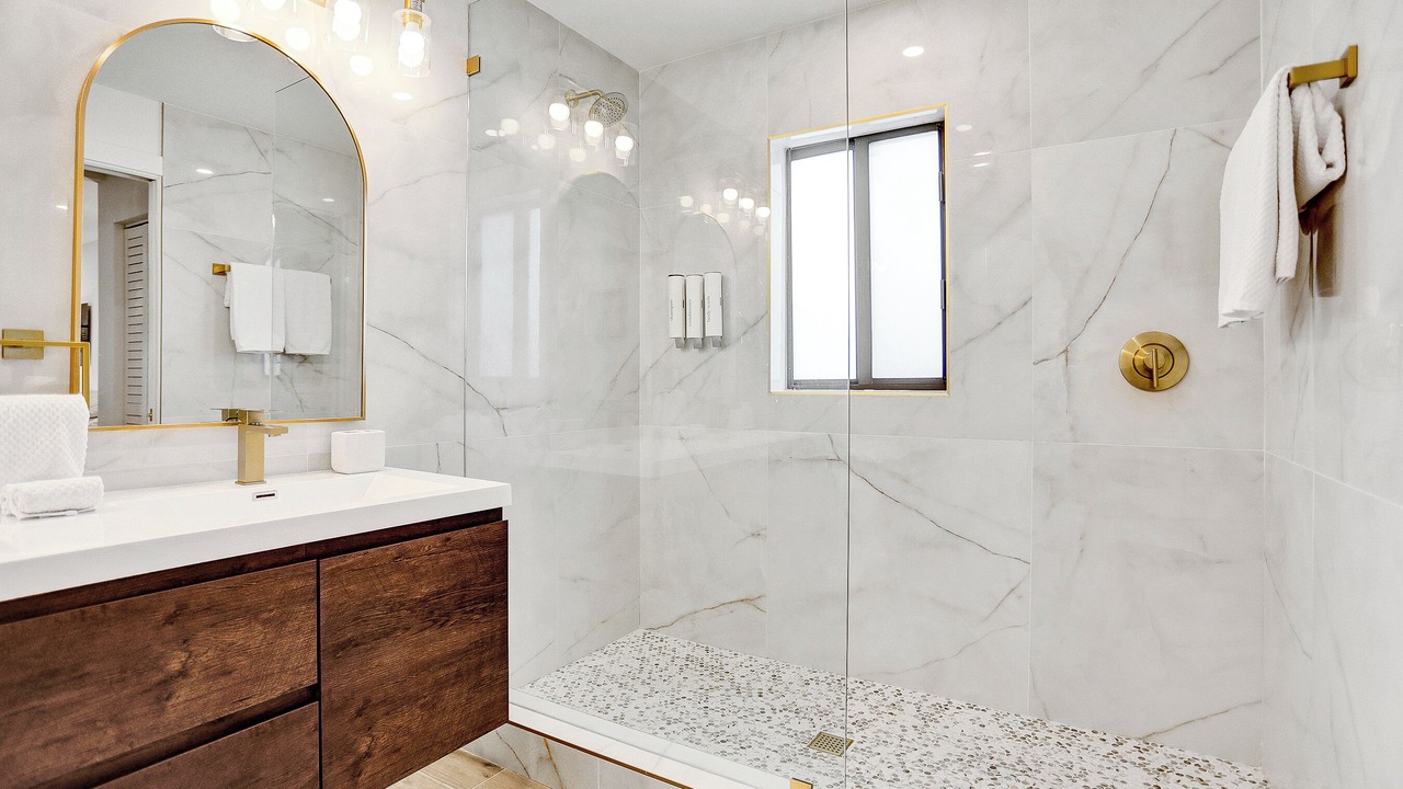 Photo of Bathroom in Lake Ridge