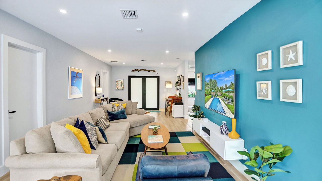 Photo of Livingroom in Lake Ridge