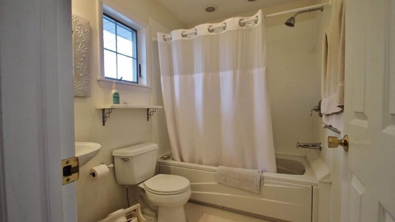 Photo of Bathroom in Chautauqua