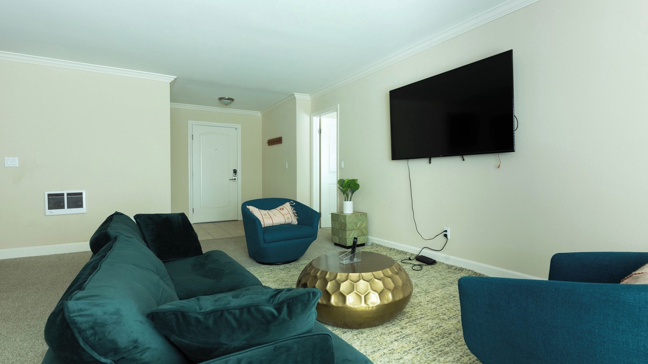 Photo of Livingroom in Rancho Palos Verdes