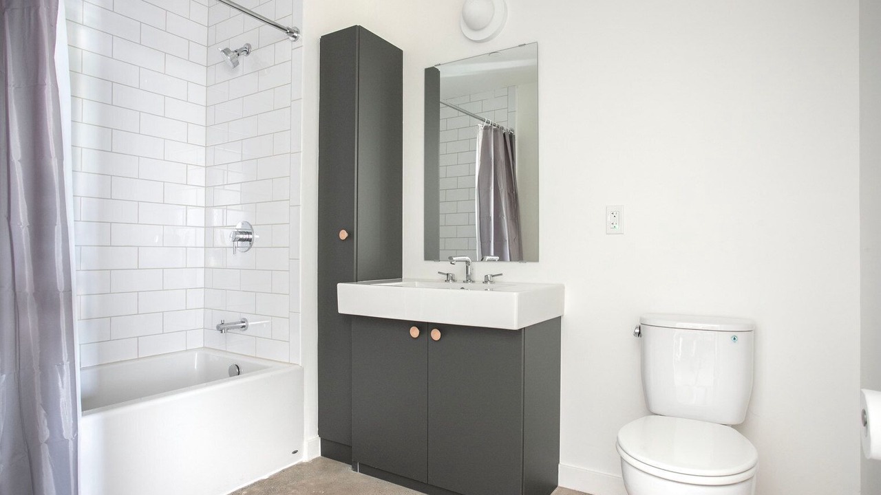 Photo of Bathroom in Palms