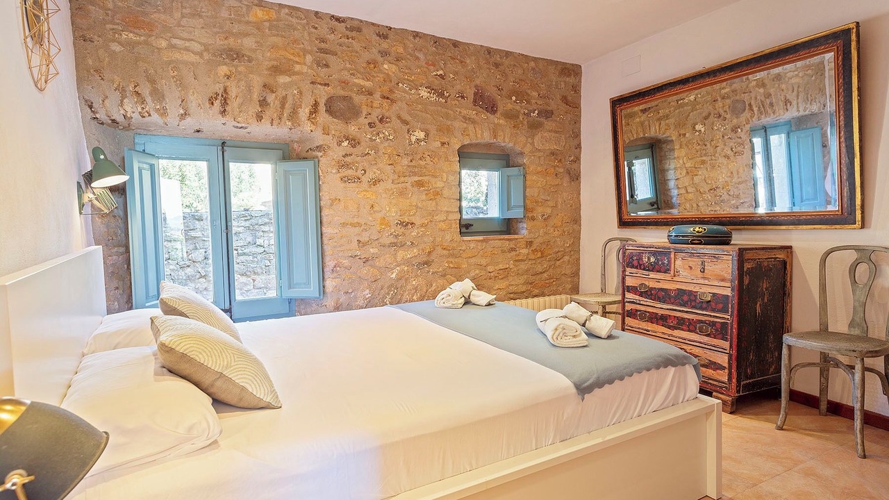 Photo of Others in Peratallada