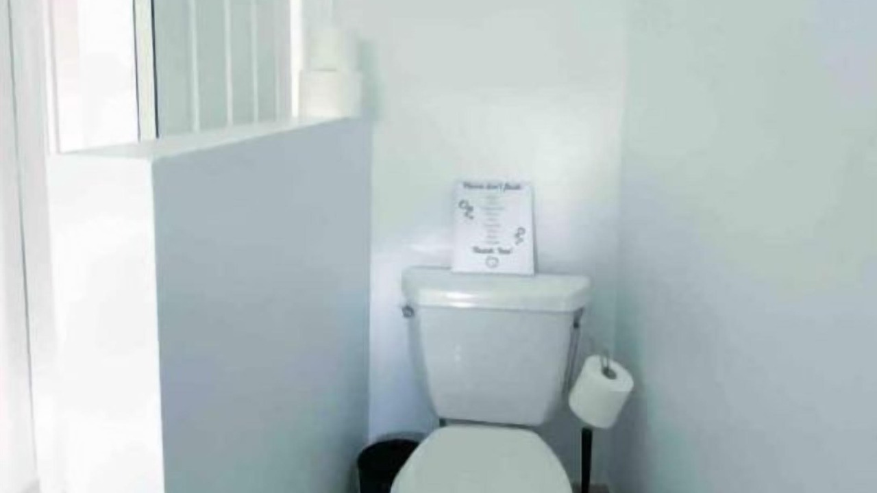 Photo of Bathroom in Front Park