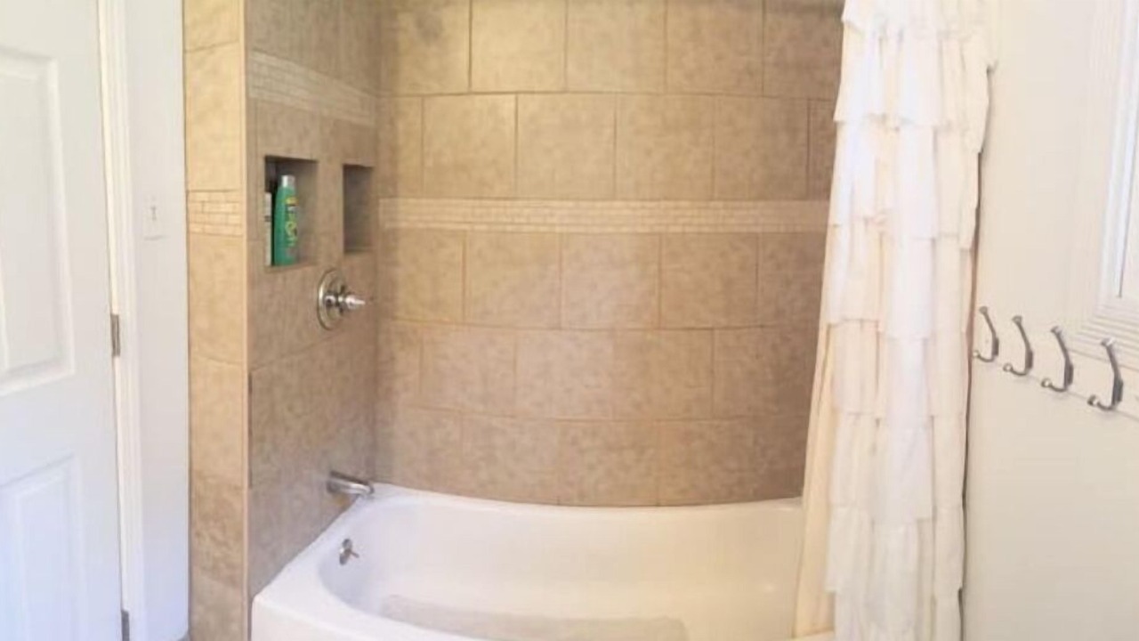 Photo of Bathroom in Front Park