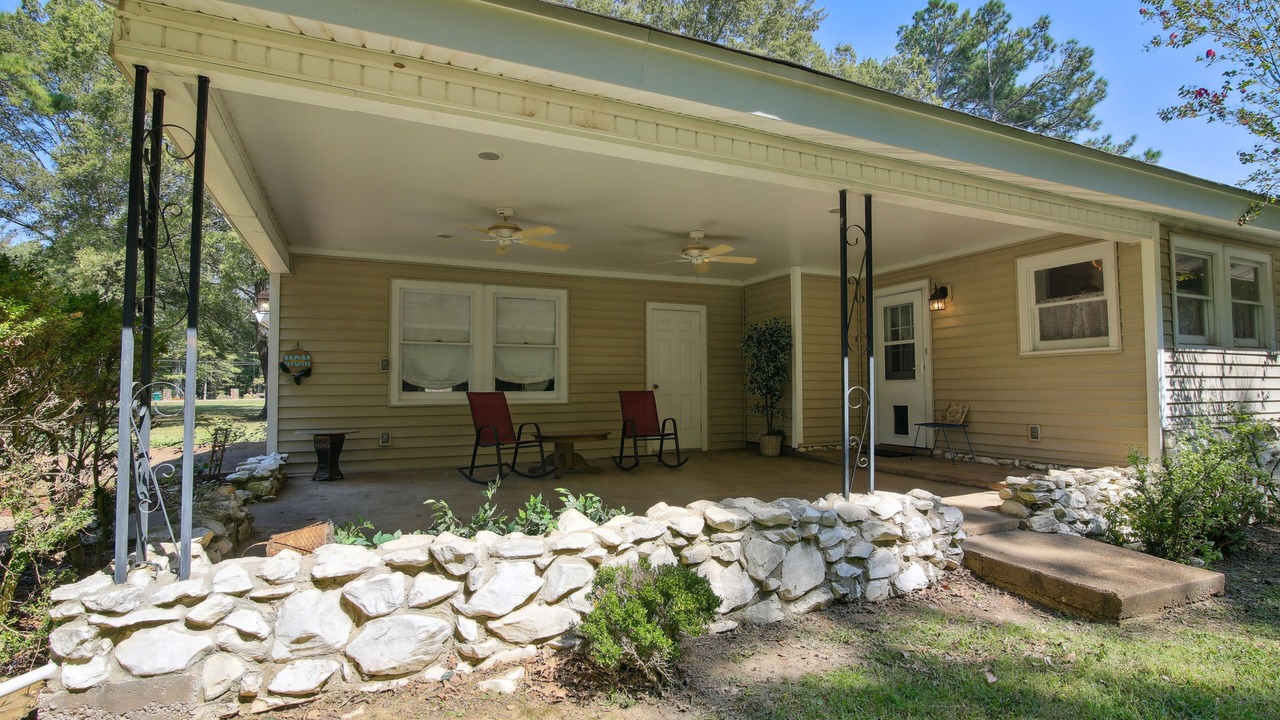 Photo of Patio Balcony in Olive Branch