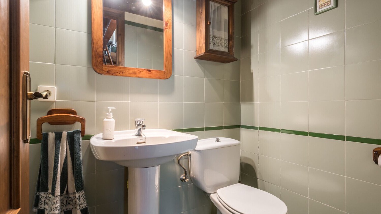 Photo of Bathroom in Pujo
