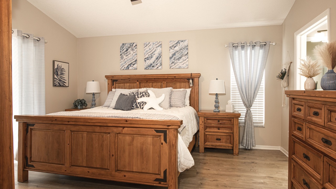 Photo of Bedroom in Florida Ridge