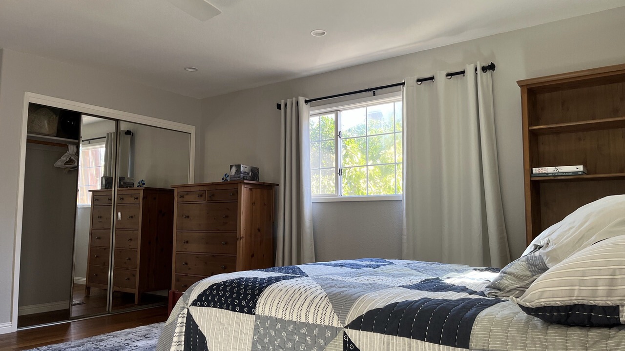 Photo of Bedroom in Willow Glen