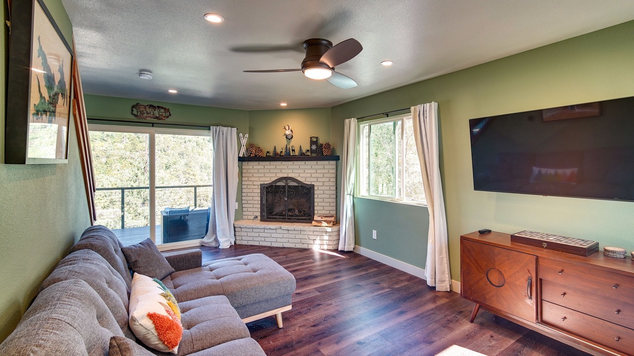 Photo of Bedroom in Arrowbear Lake