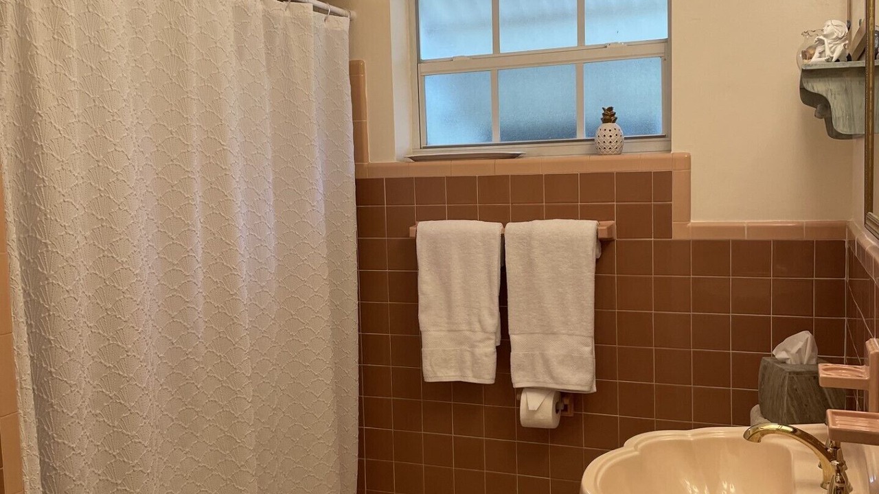 Photo of Bathroom in Wilton Manors