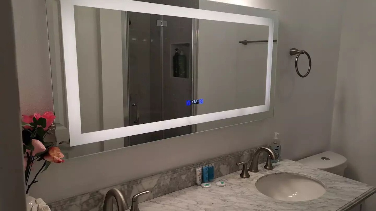 Photo of Bathroom in Thousand Oaks
