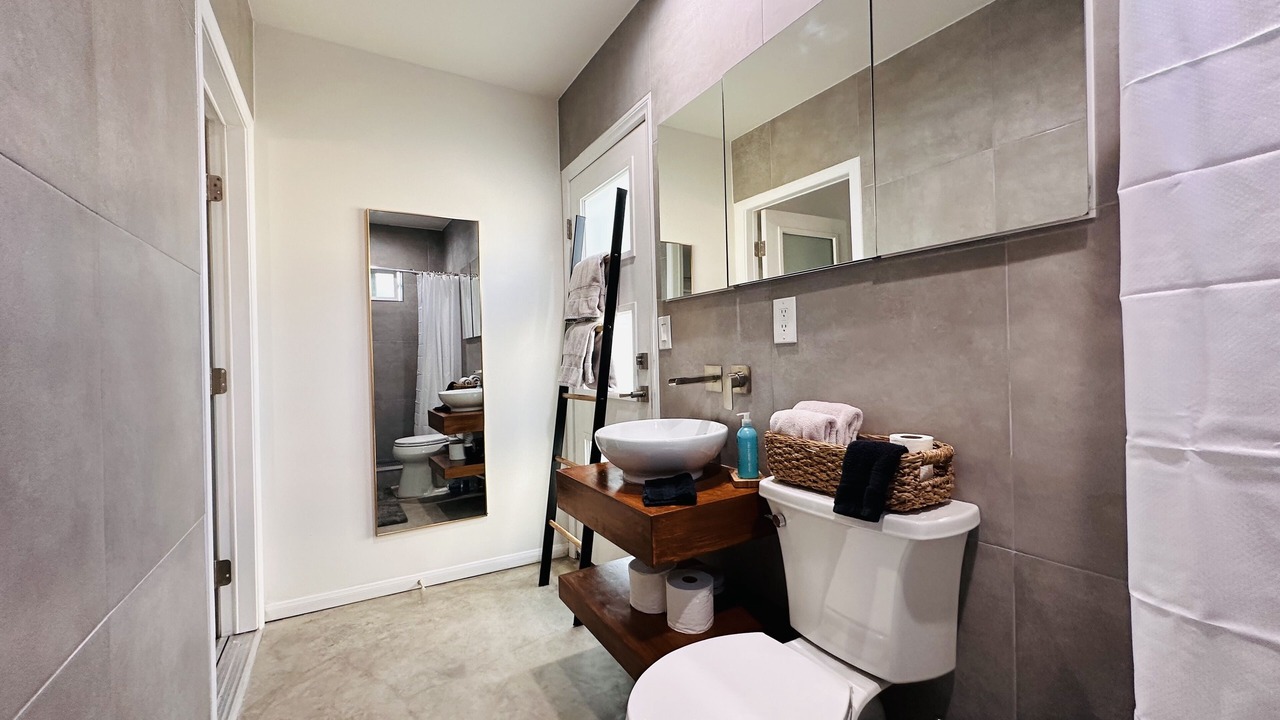 Photo of Bathroom in Burbank