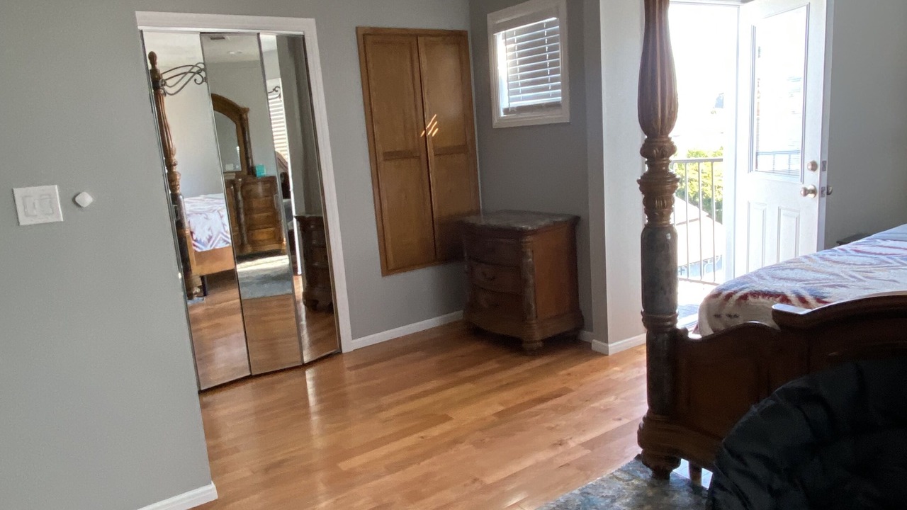 Photo of Bedroom in Inglewood