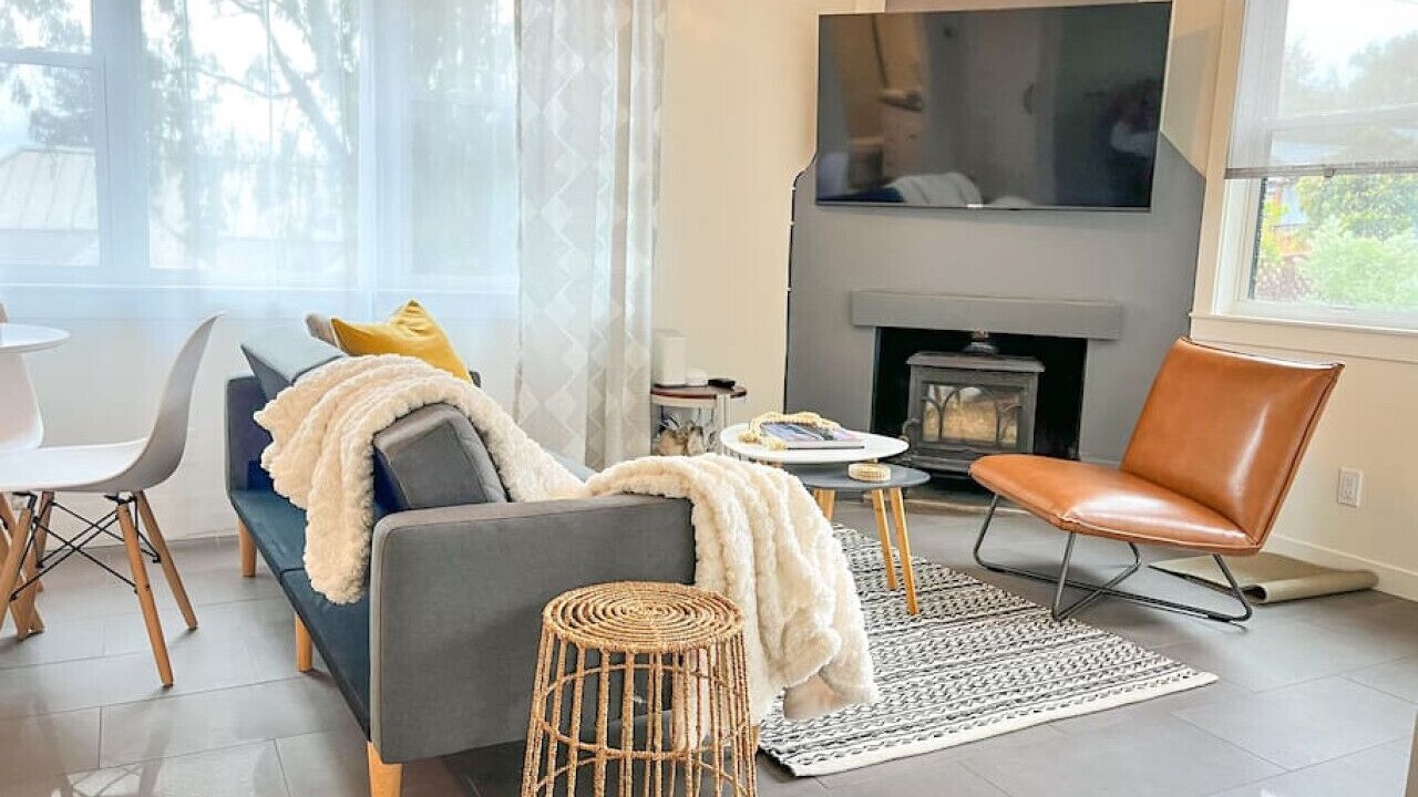 Photo of Livingroom in San Anselmo