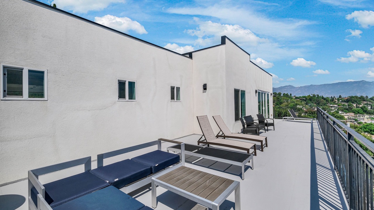 Photo of Patio Balcony in East Los Angeles