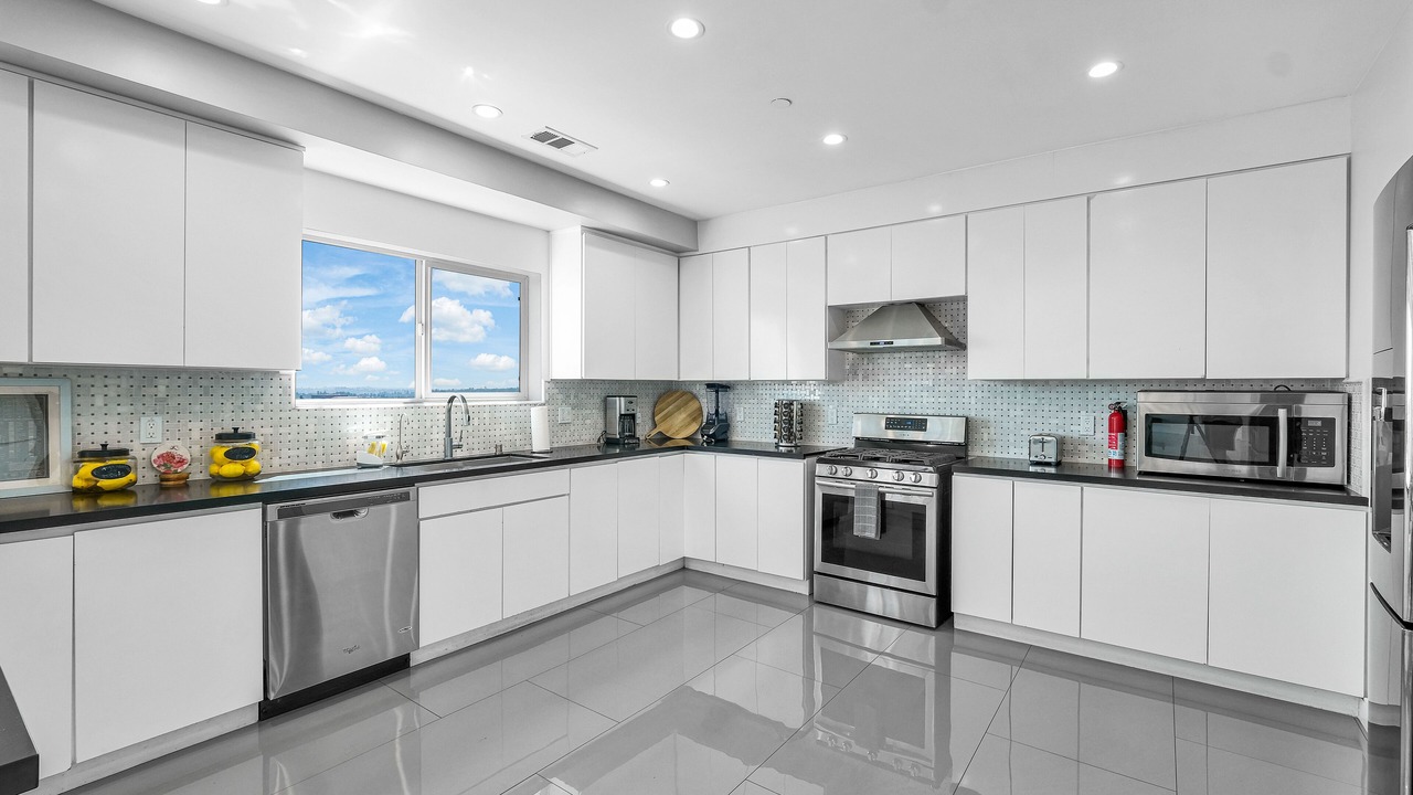 Photo of Kitchen in East Los Angeles