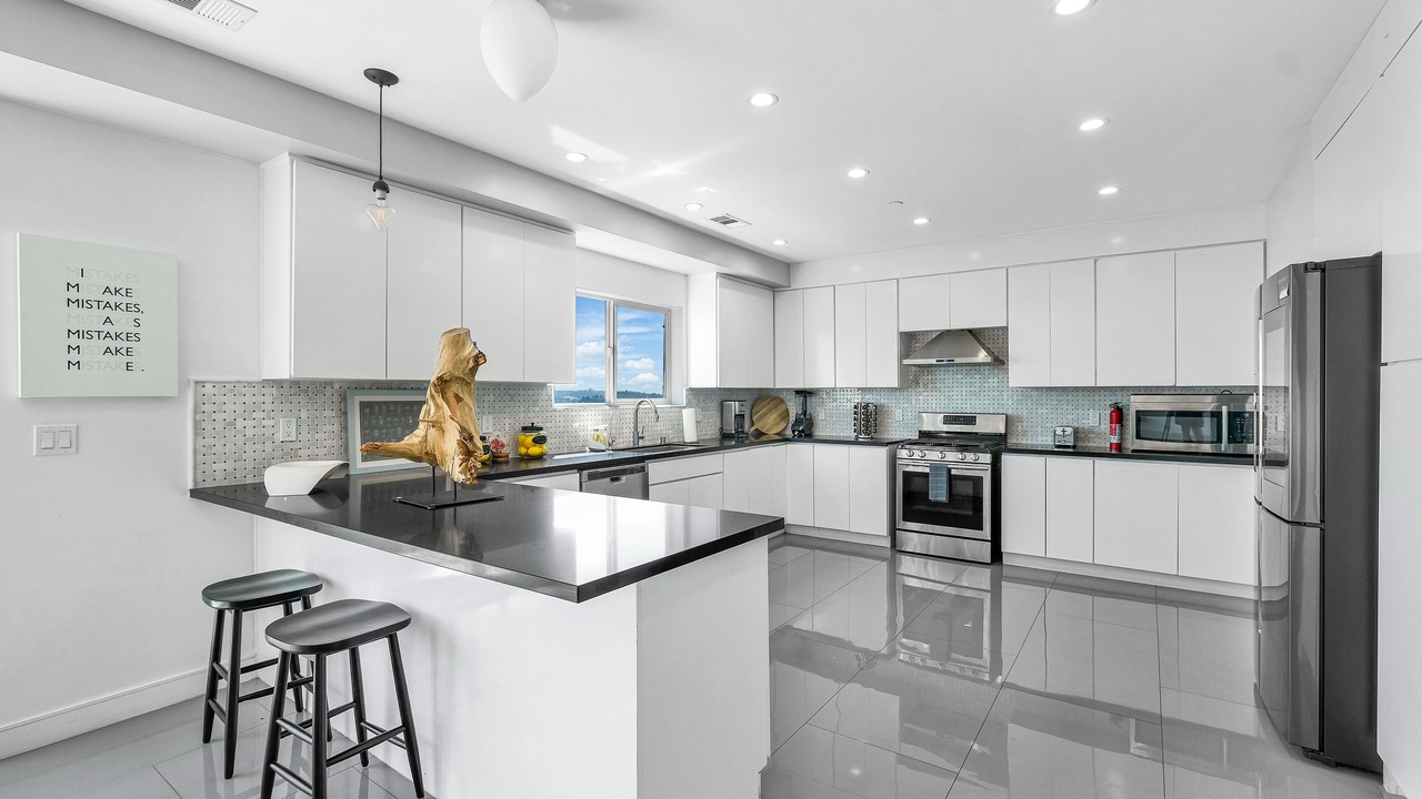 Photo of Kitchen in East Los Angeles