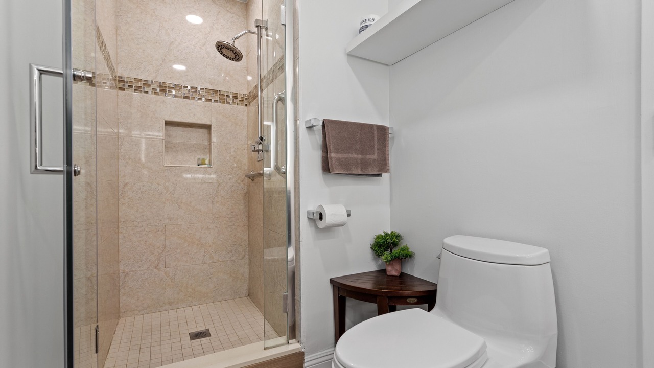 Photo of Bathroom in Fox Hills