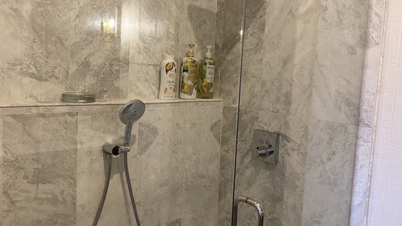 Photo of Bathroom in Hendersonville