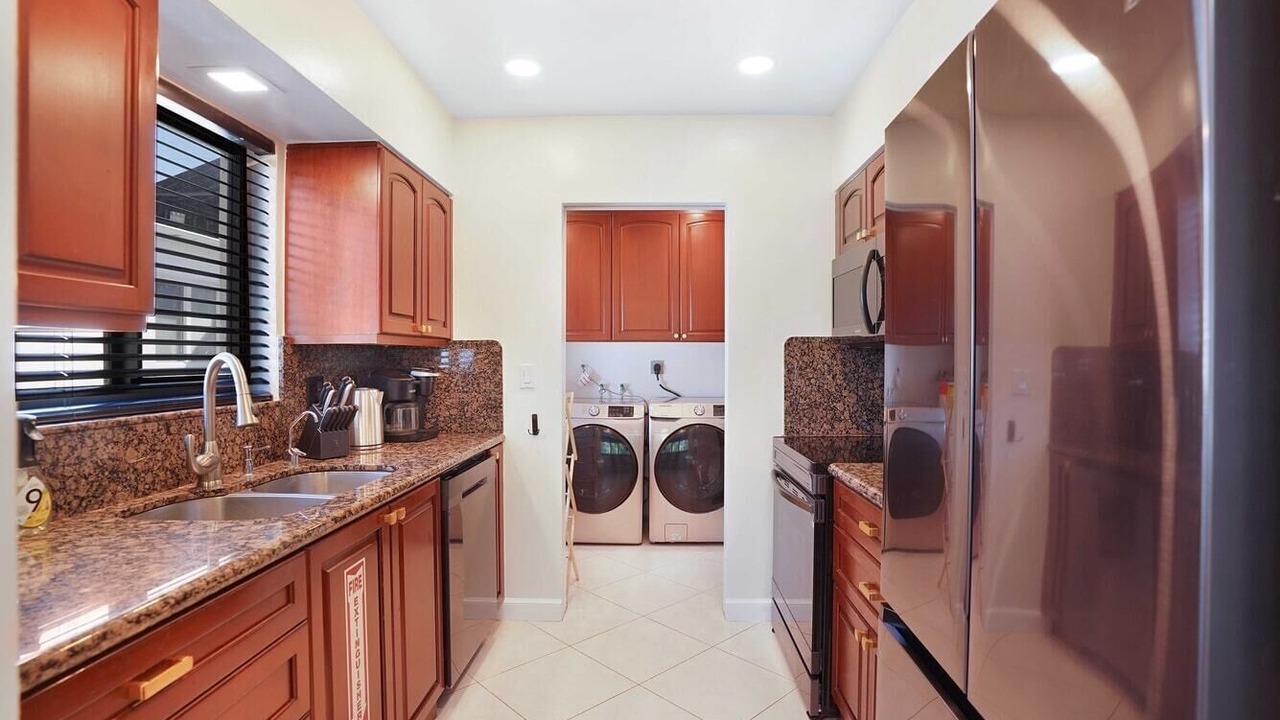 Photo of Kitchen in Downtown Hollywood