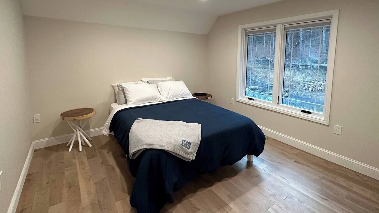Photo of Bedroom in Montgomery