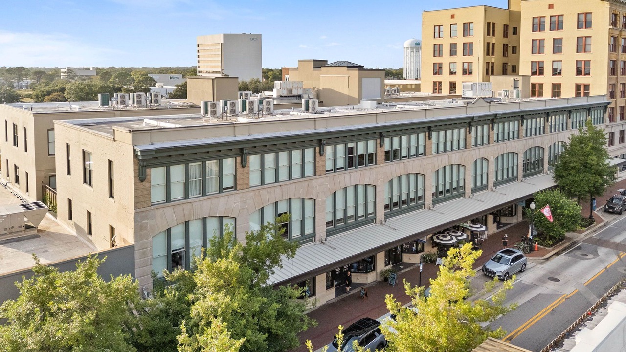 Photo of Outdoor in Downtown