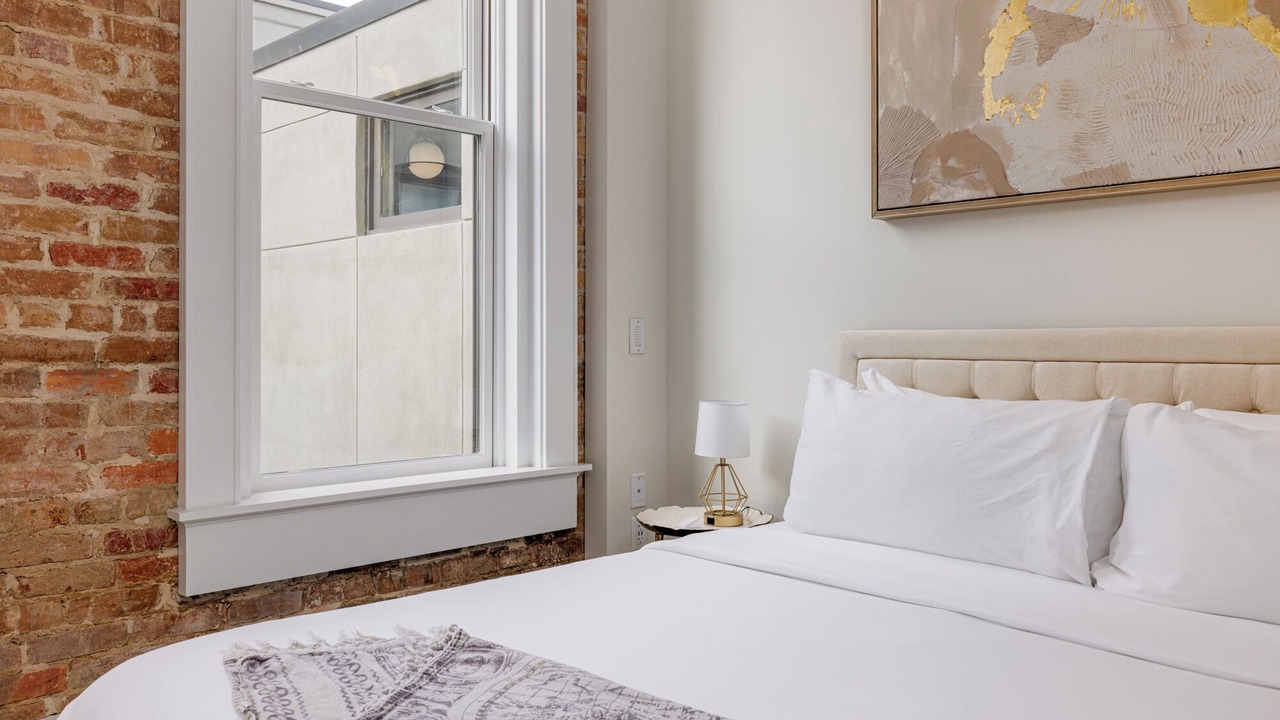 Photo of Bedroom in Downtown