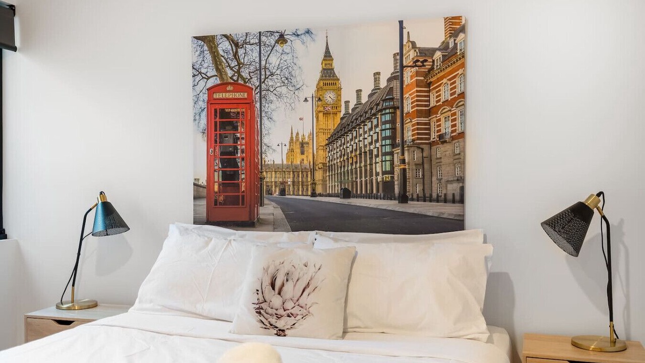Photo of Bedroom in Hobart Central Business District