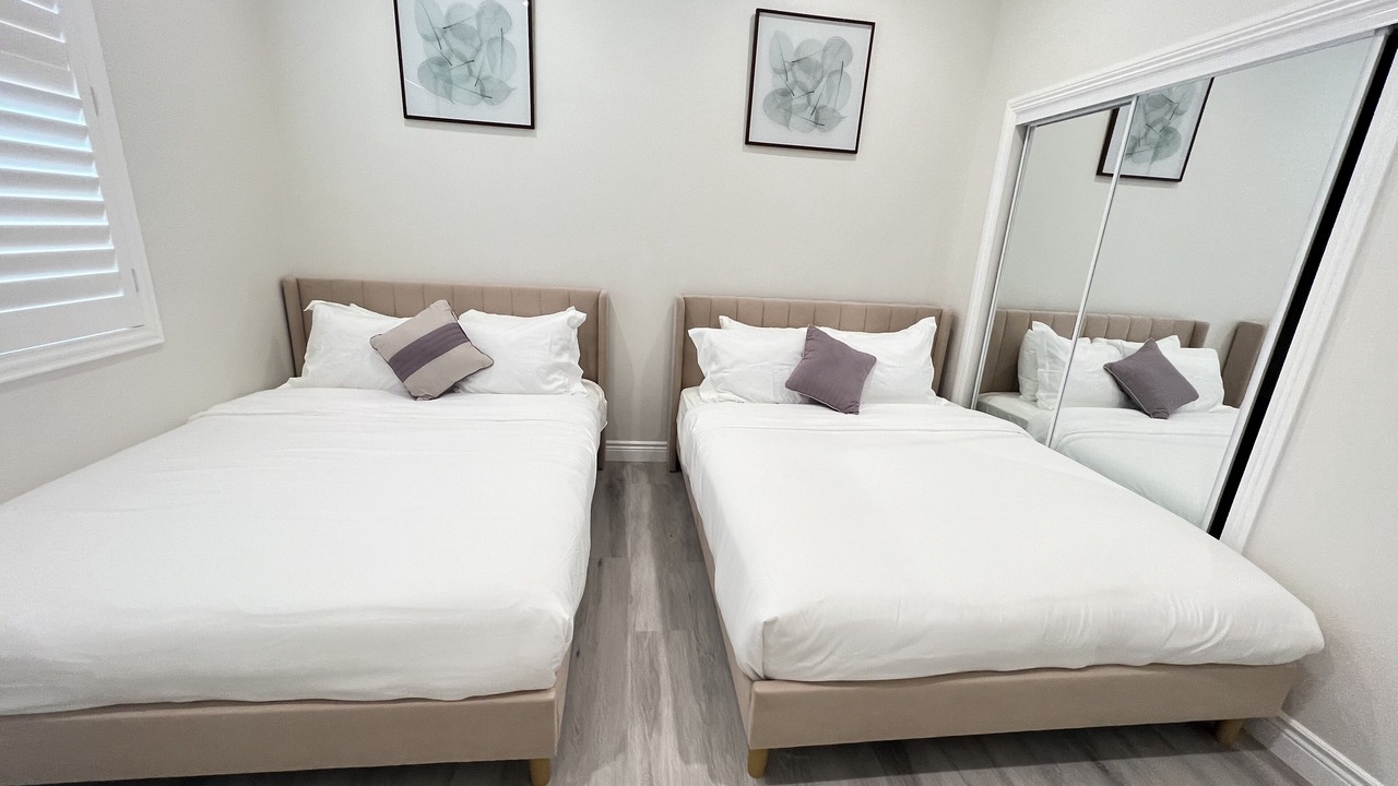 Photo of Bedroom in Midway City
