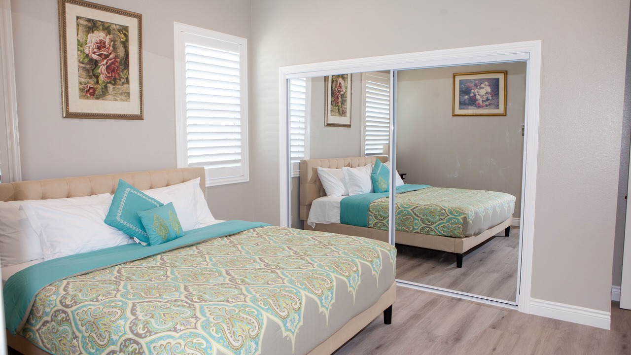 Photo of Bedroom in Midway City