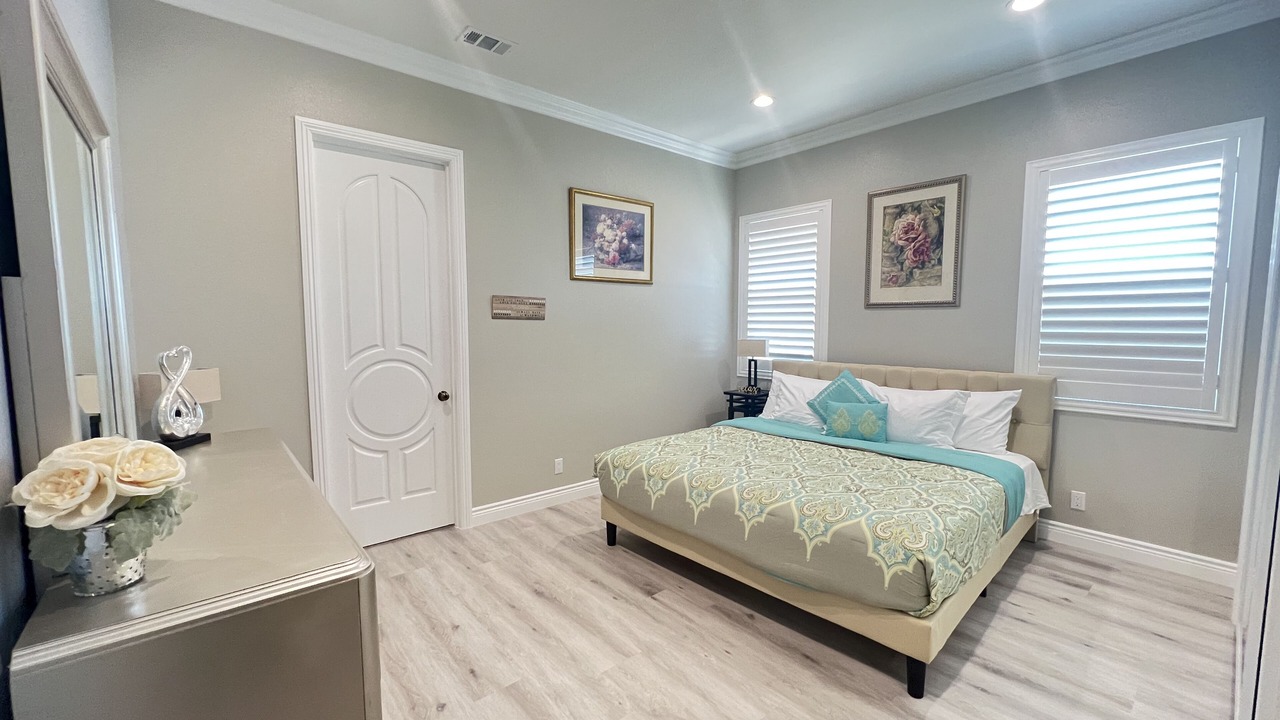 Photo of Bedroom in Midway City