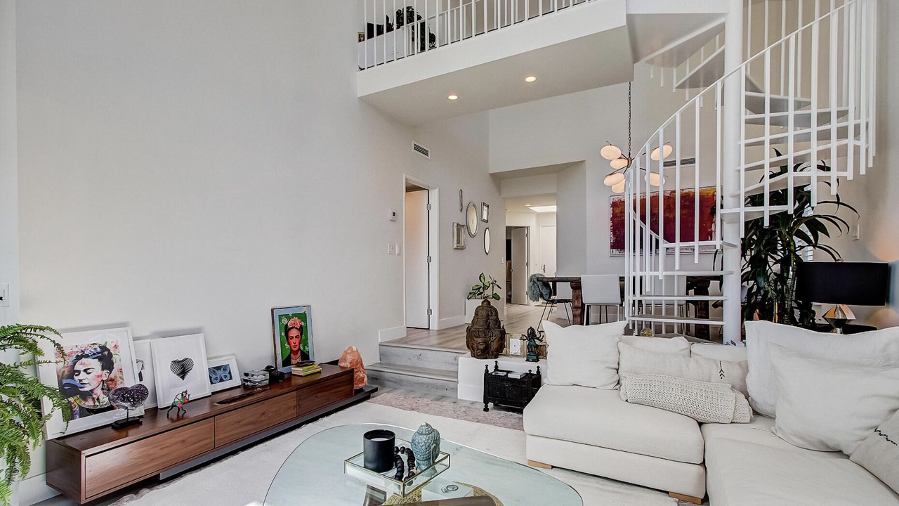 Photo of Livingroom in Pacific Palisades